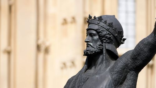 Statue of King
